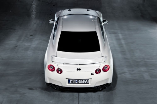 Nissan GT-R To nie dystyngowane coupe – to ucywilizowana maszyna wyścigowa